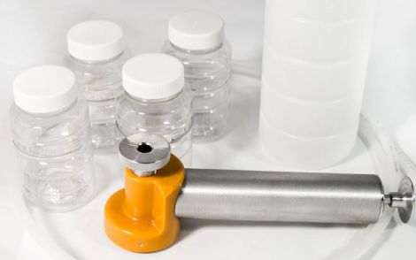 Standard  Flow Oil Sampling Kit incl. Vac.Pump, Std Flow Probe, 1 Purge + 4 sample bottles